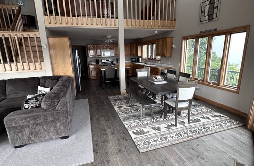 Byrdstown House | Best View and Location on Dale Hallow Lake! Very Private and Beautiful.