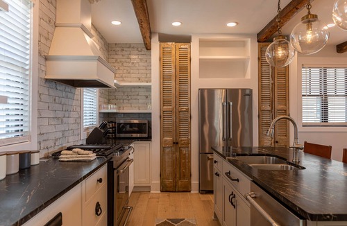 Lenoir House | Blue Ridge Bliss - BRMC amenities, views, firepit, indoor and outdoor gas fireplace