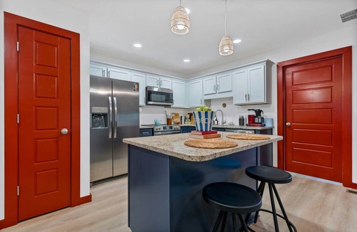 Scottsville House | Blueberry On Cherry - Scottsville, KY