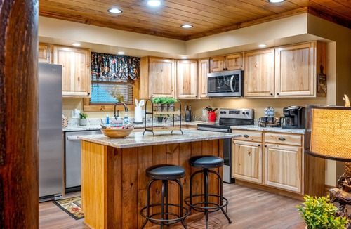 Maggie Valley Cabin | Book your Elk Experience Book for FALL Color!