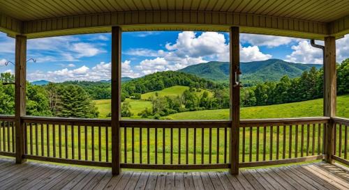 Vilas Ski Chalet | Boone Mountain View | Hot Tub Game Room Near Ski