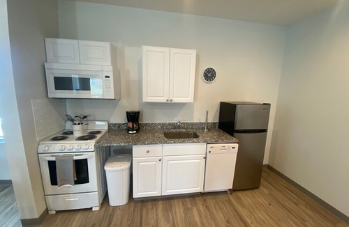 Maxwell Apartment | BRAND NEW HOTEL IN THE HEART OF EAST NASHVILLE, MINUTES FROM BROADWAY!