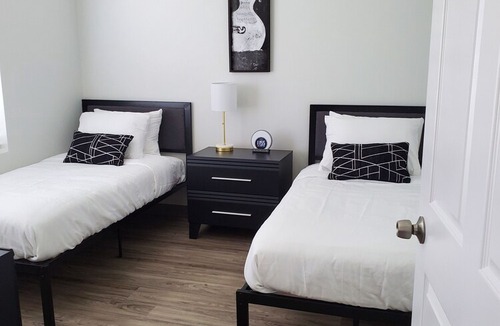 Maxwell Apartment | BRAND NEW HOTEL SUITES IN THE HEART OF EAST NASHVILLE, MINUTES FROM BROADWAY!