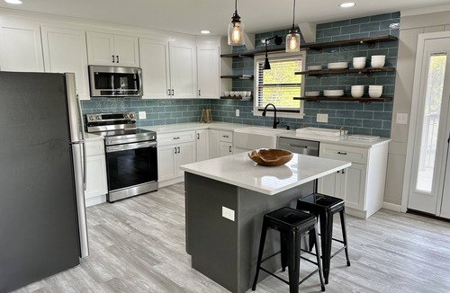 Sevierville Cabin | BRAND NEW Lake Front home. Private cove and boat dock! Modern farmhouse appeal!