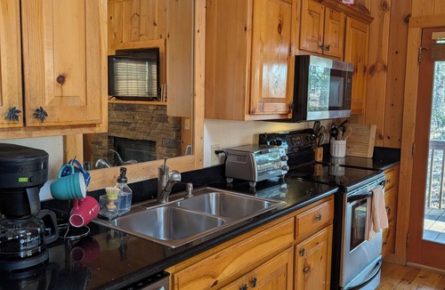 Cleveland Cabin | Breathtaking Mountain Views & Peaceful Getaway Near Helen