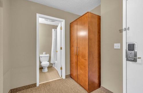 Bristol Hotel | Bristol Arcadia Inn