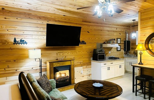 Newland Cabin | Buck Hill Campground Tiny Home Cabin #5 Honeymoon Suite