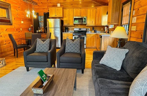 Bryson City Cabin | Cabin ∙ 1 bedroom ∙ 2 guests