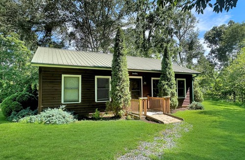 Bryson City Cabin | Cabin ∙ 2 bedrooms ∙ 6 guests