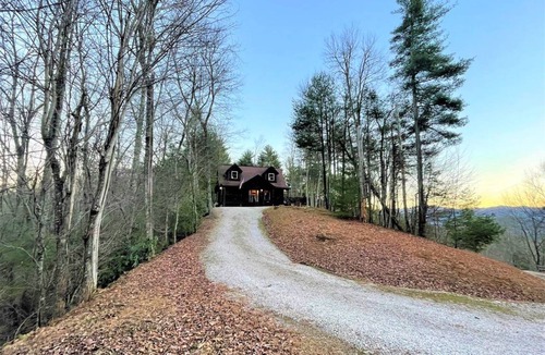 Almond Cabin | Cabin ∙ 2 bedrooms ∙ 4 guests
