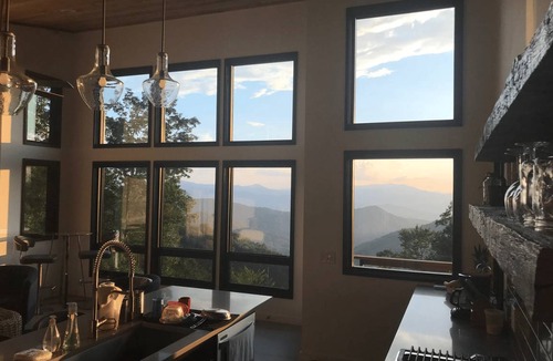 Bryson City Cabin | Cabin ∙ 3 bedrooms ∙ 6 guests
