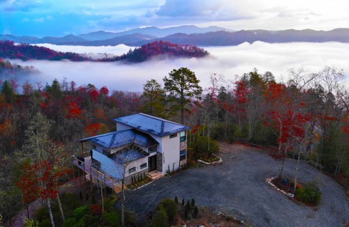 Bryson City Cabin | Cabin ∙ 3 bedrooms ∙ 6 guests