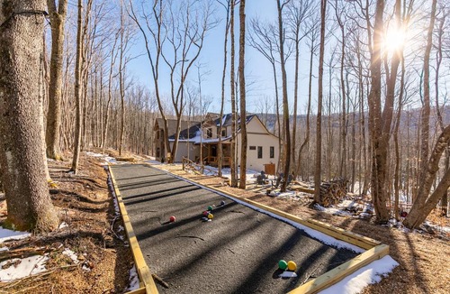 Banner Elk Cabin | Cabin ∙ 4 bedrooms ∙ 12 guests