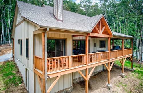 Banner Elk Cabin | Cabin ∙ 4 bedrooms ∙ 12 guests