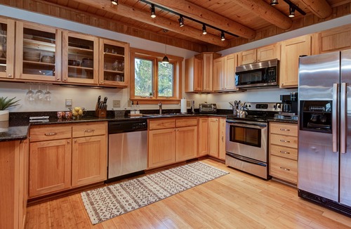 Sunset Cove Cabin | Cabin Undamaged, w/pwr & wtr, Near Lake Lure Dam