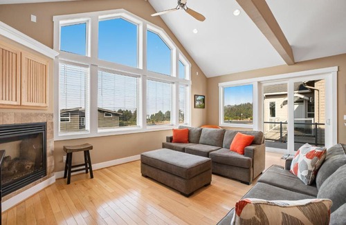 Oceanside House | Cape Crescent
