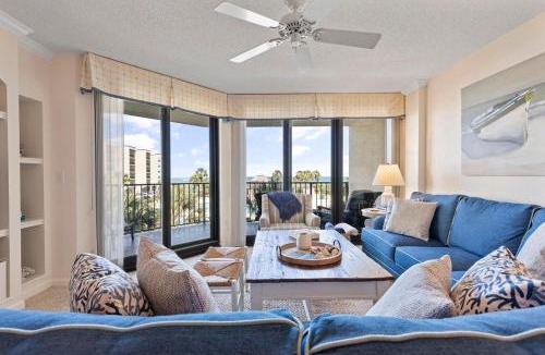Litchfield by the Sea House | Captain's Quarters Upscale 3 Bedroom Condo