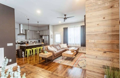 East Hill House | Casa Pura Vida - East Nashville 3BR-3BA