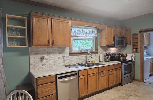Edray House | Celebrate Labor Day in the mountains! Close to bike trails and Snowshoe!