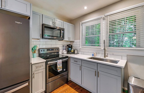 Wesley Heights House | Charlotte Duplex Close to Uptown and Sports
