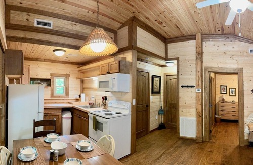 Pickens Cabin | Charming 2-bedroom cabin in beautiful mountains of Pickens, SC.
