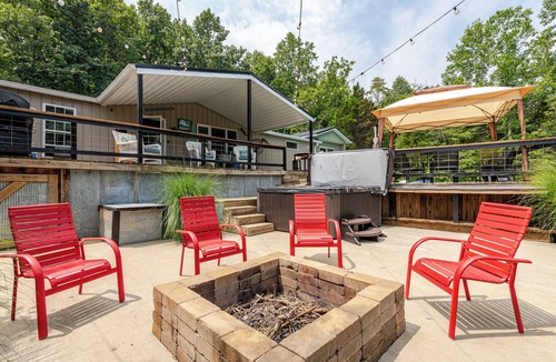 French Lick House | Charming 2-bedrooms in French Lick with AC, WiFi