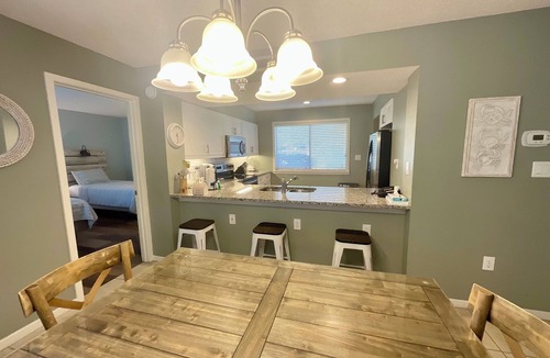 Arcadian Shores Villa | Charming 3 bdrm, nestled among the trees-15C WHP