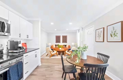 Belmont Historic District House | Charming 3-bedroom house with AC in Belmont