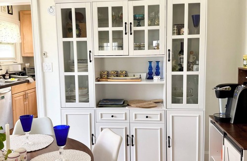 Deer Park House | Charming 3BR/2BA Home across from the park, Sleeps 6