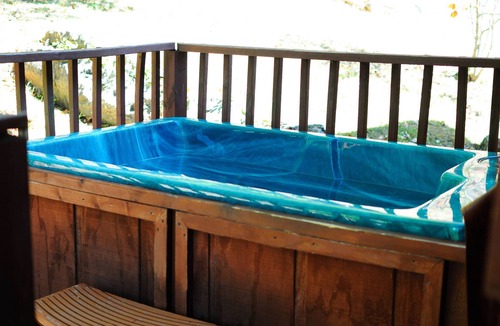 Townsend Cabin | Charming Cabin in the Smokies-HOT TUB/JACUZZI/WIFI - Cedar Cove
