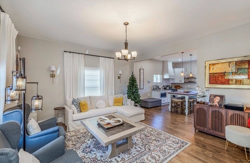 Dunean Cottage | Charming Cottage 7 Min to Downtown Greenville Near Prisma Health Parking