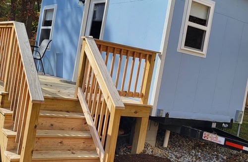 Rogersville House | Charming tiny house in Rogersville. Come relax in this quiet country setting