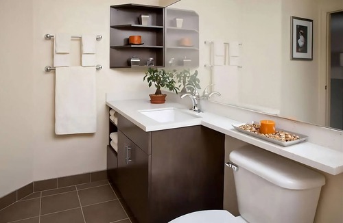 Ashley Oaks Hotel | Check out East Tennessee History Center! 2 Family-friendly Units W/Kitchens!
