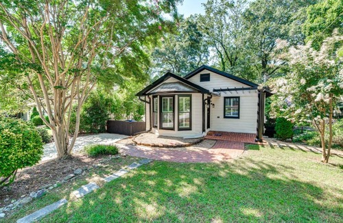 Westside House | Chic Atlanta Retreat w/Patio & Outdoor Dining!