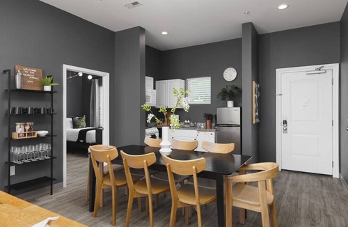 Maxwell Apartment | Chic East Nash - Walk to Restaurants, Bars, Music