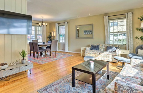 Cincinnati House | Cincinnati Vacation Rental: 5 Mi to Downtown!
