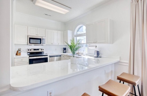 Central Myrtle Beach Condo | Coastal Fairways Golf Course Condo 5 Min to Beach