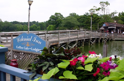 Smithville Bed & Breakfast | Colonial Inn