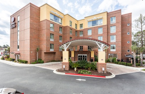 West Ashley Hotel | Comfort Suites Charleston West Ashley