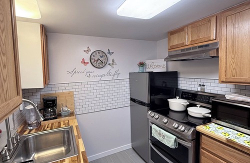 Charleston House | Completely renovated for you Mountain View Cottage