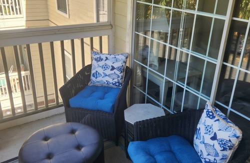 Seaside Farms Condo | Convenience is Key! 2 bdrm, 2 bath close to all ammenties