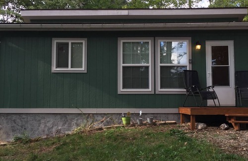 Bryson City Cabin | Cozy 2-bedroom cabin in awesome Bryson City with AC