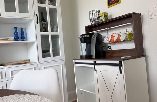 Deer Park House | Cozy 2-bedroom house in nice Deer Park with AC