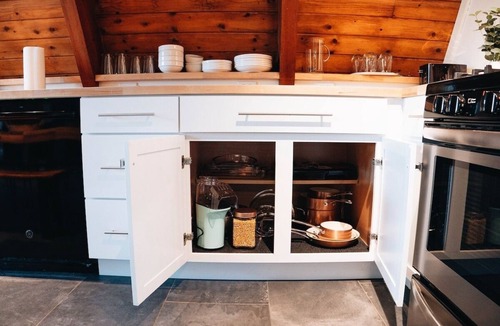 Bristolville Cabin | Cozy A-Frame Getaway Minutes from Nelson Ledges