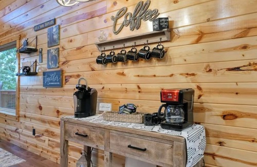 Sevierville Cabin | Cozy Bear Lodge! Game Room, Hot Tub, Fishing!