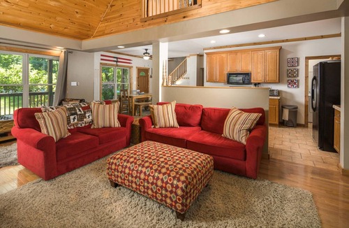 Charter Hills House | Cozy Beech Mountain Cabin Near Ski Slopes
