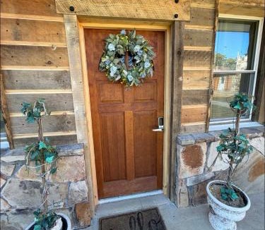 Dalton Ski Chalet | cozy cabin