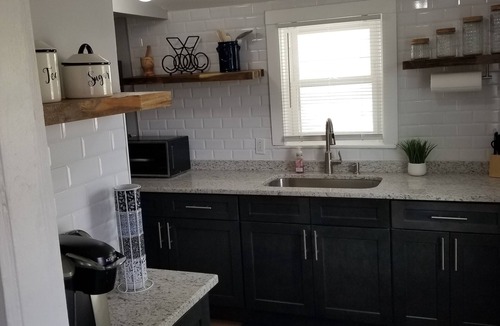 East Nashville Cottage | Cozy Cottage @ Trevecca