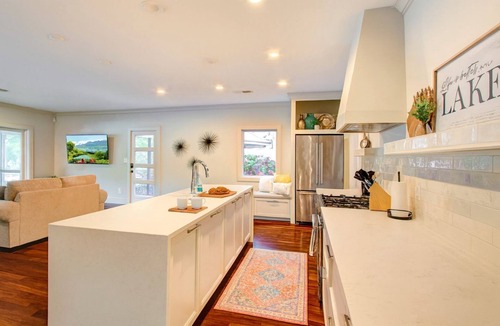 Dixie - Berryhill Cottage | Cozy Cottage with Swimming Pool in Charlotte, North Carolina