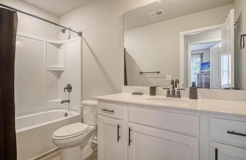 North Charleston House | Cozy Cove 15 Min From Dwntwn